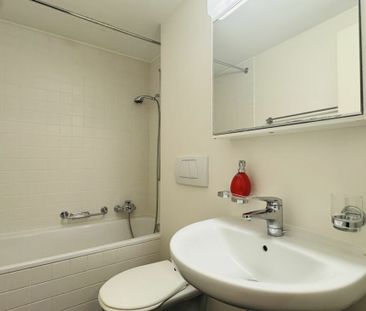 Sehr gepflegte 2.5-Zimmer-Wohnung mit Keller, teilmöbliert, ab sofo... - Foto 6