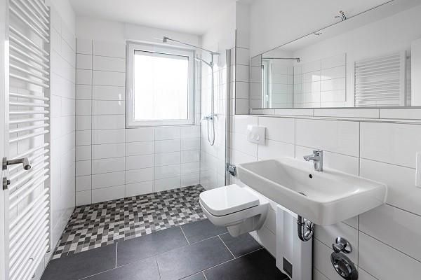 Neubau - Erstbezug: 2-Zimmer-Wohnung Bonn-Plittersdorf - Photo 1