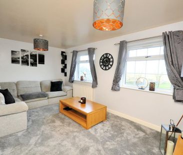 4 bedroom semi-detached house to rent - Photo 2