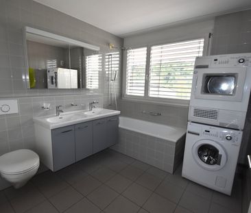 Grosszügige und lichtdurchflutete Maisonette-Wohnung mit Balkon im ... - Photo 4