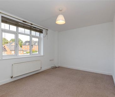 4 bedroom townhouse to rent - Photo 2
