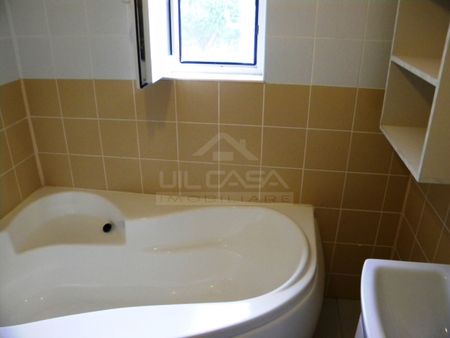 apartament 2 camere la casa Tudor Neculai-Valea Adanca - Fotografie 2