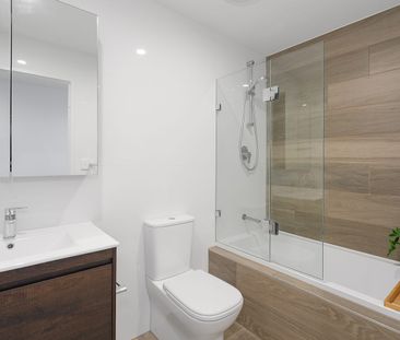 Stunning as-new apartment - Photo 1