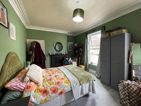 2 Bedroom Terraced House To Rent - Photo 4