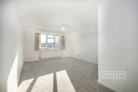 5 bedroom bungalow to rent - Photo 4