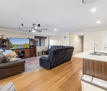 Impressive Innes Lake Home - Photo 6