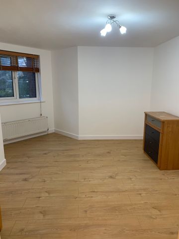 2 Bed Flat, Haling Park Road, CR2 - Photo 5