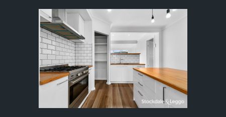 27 Booth Street, Morwell, Vic 3840 - Photo 2