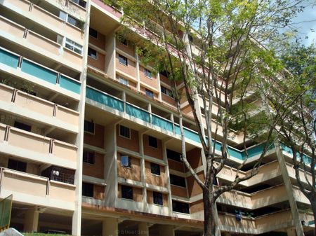 Blk 242 Yishun Ring Road (Yishun), HDB 4 Rooms - For Rent - Photo 2
