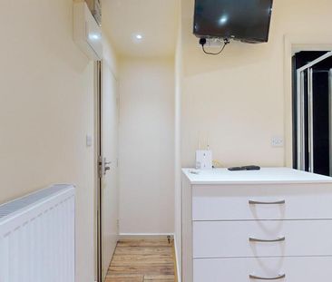 Studio to rent - Photo 5