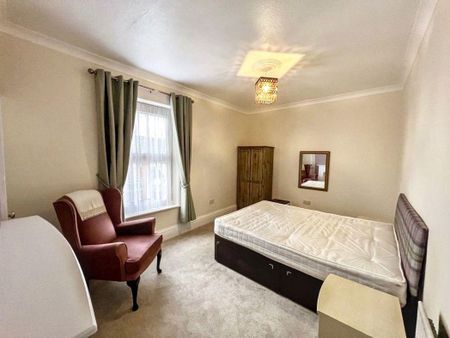 3 bed terraced house to rent in TS26 - Photo 2