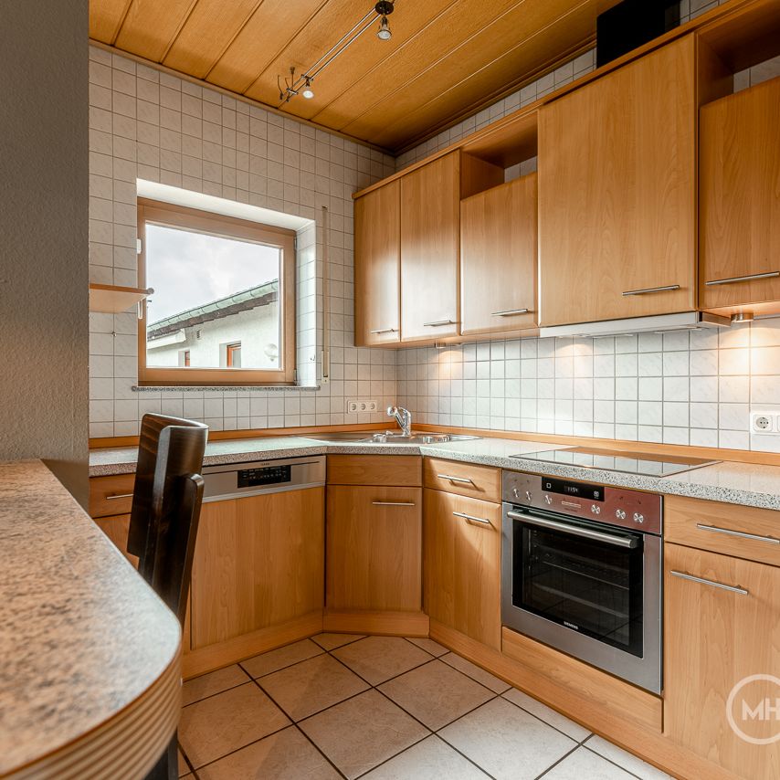 *Einfamilienhaus mit 2 Schlafzimmern* herrliche Aussicht und ruhige Lage unweit des Zentrums - Foto 1