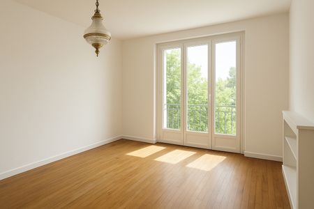 House - Photo 2
