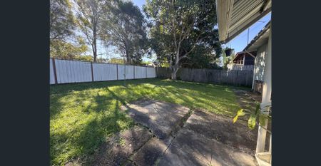 8 Kessels Road, Salisbury, Qld 4107 - Photo 3