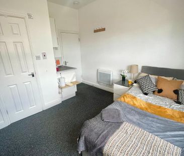 Studio to rent - Photo 4