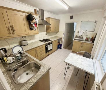 3 bedroom terraced house to rent - Photo 1