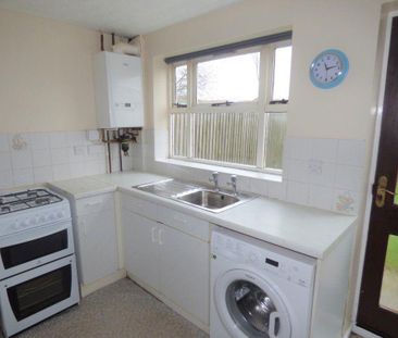 2 bedroom terraced house to rent - Photo 5