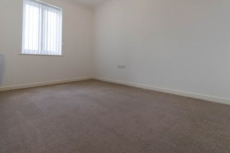 Rocheforte House, Rochford - Photo 2