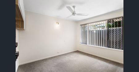 Immaculately Presented Home with Pool and Outdoor Entertaining - Photo 4