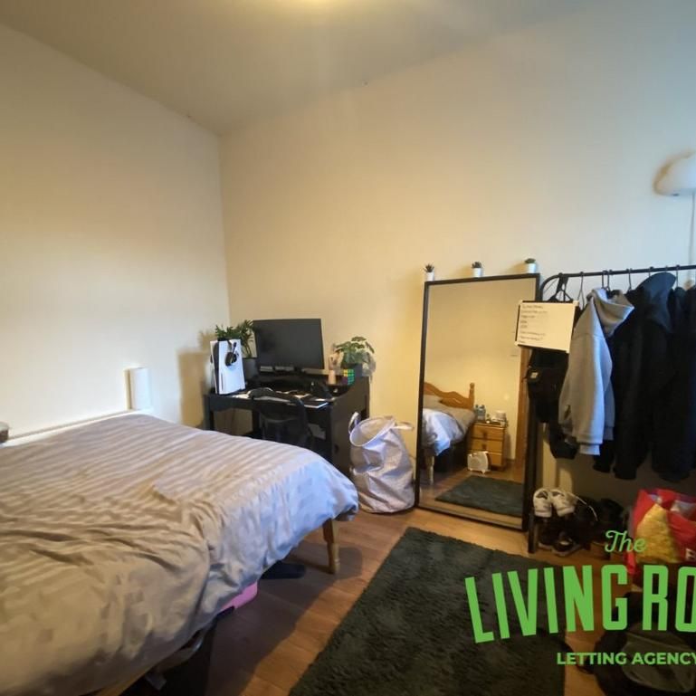 4 bedroom apartment to rent - Photo 1