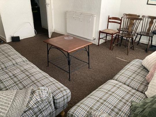 5 bedroom apartment to rent - Photo 1