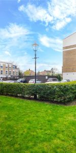 1 bedroom flat in 2 Wadham Mews - Photo 3