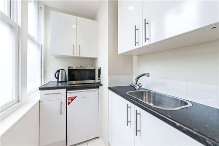 A modern studio apartment, set in the heart of Mayfair benefiting from a porter and lift access. - Photo 4