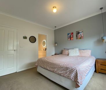 1A Dixon Street, Pascoe Vale, Vic 3044 - Photo 2