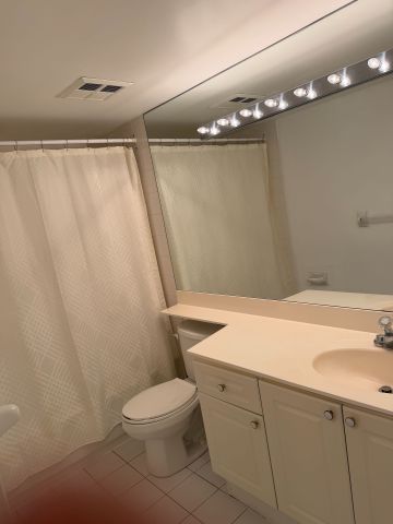 For Lease - 11 Townsgate Drive Unit# 1502, Vaughan, Ontario - Photo 4