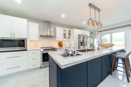 For Lease - 579 Windjammer Way Unit# Main, Waterloo, Ontario - Photo 3