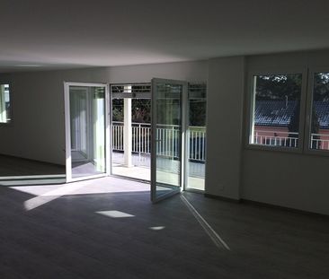 zu vermieten: 4.5 Zi-Wohnung mit eigener Waschküche und 39 m² Balko... - Photo 4