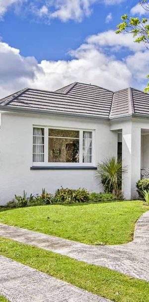 Spacious 3 -bedroom home in desirable Kensington - Photo 1