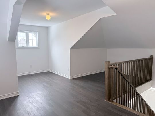 For Lease - 16 Turnberry Court, Bracebridge, Ontario - Photo 1