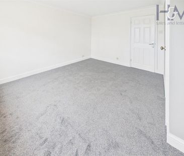 3 bedroom end of terrace house to rent - Photo 5