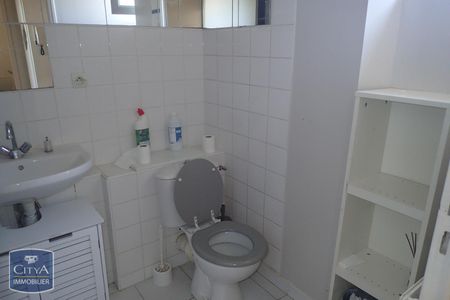 Location Appartement 2 pièces 48m² ANGERS 49000 - Photo 5