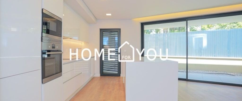 1 room luxury Flat for rent in Cascais, Portugal - Photo 1