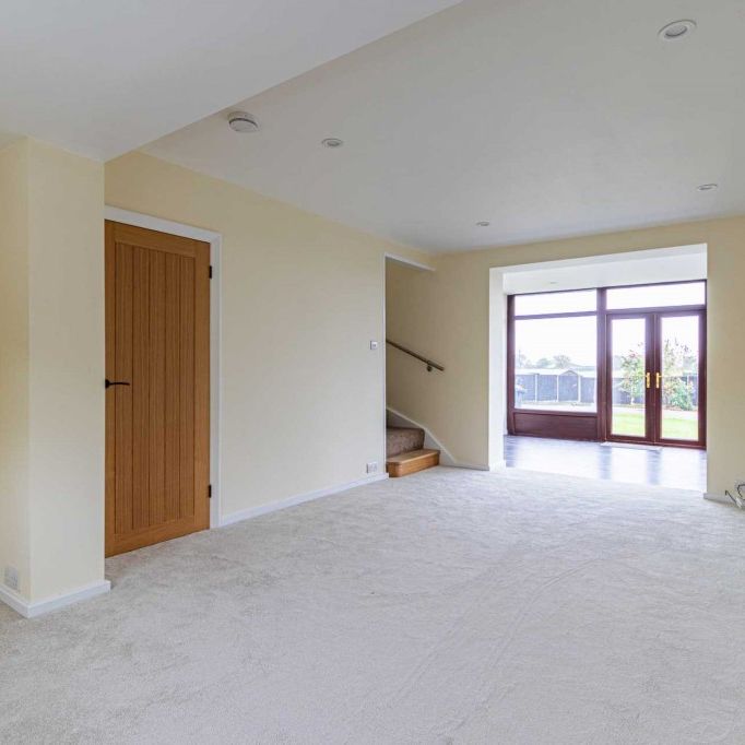 3 bed Detached for rent - Photo 1