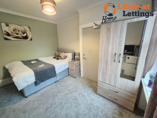 London Road, Dover - Photo 1