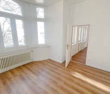 Citynahes Wohnen in Hörde: Helle 2-Zimmer-Wohnung am Marktplatz - Photo 1