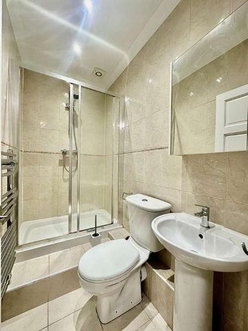 Chislehurst Avenue, London, N12 - Photo 5