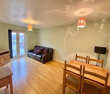 Whitehall Green, Leeds - Photo 3