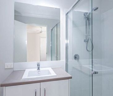 1 Bedroom Duplex - Photo 2