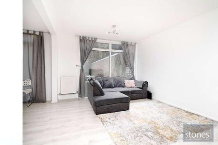 Merridene, London, N21 - Photo 2