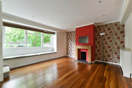 Treemount Court, Grove Avenue - Photo 2