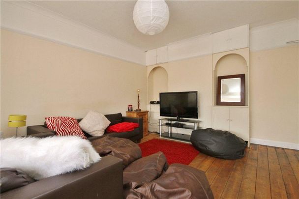 5 bedroom semi-detached house to rent - Photo 1