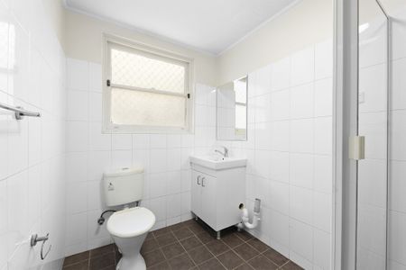 Convenient & Comfort 2-Bedroom Apartment in Strathfield - Photo 5