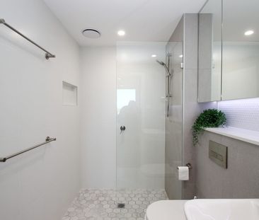 PLEASE DO NOT ATTEND THE PROPERTY BOOK YOUR ONLINE VIDEO TOUR – SEE... - Photo 3