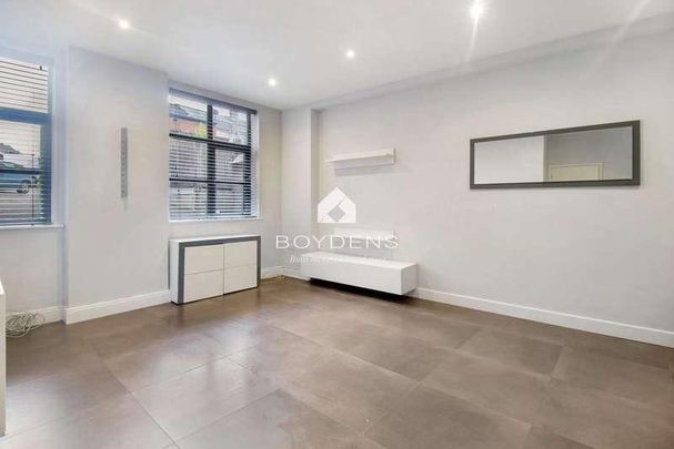 Crown House, Southway, CO2 - Photo 1