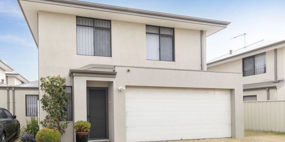 Modern, Low-Maintenance Townhouse - Ready to Move In - Photo 3