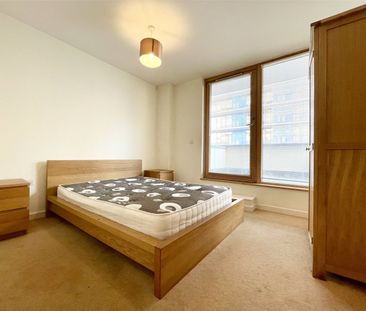 1 Bedroom - Photo 3